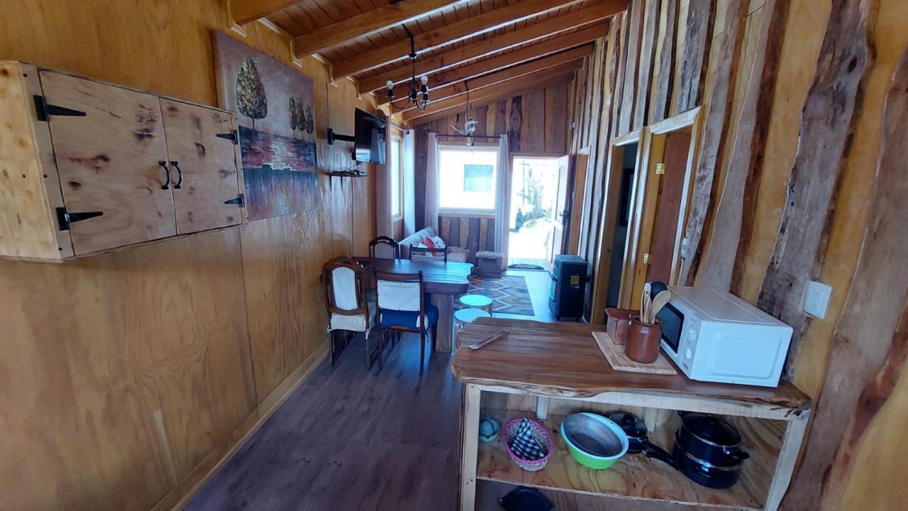 Cabanas & Habitaciones Del Alto Hornopirén Exterior foto